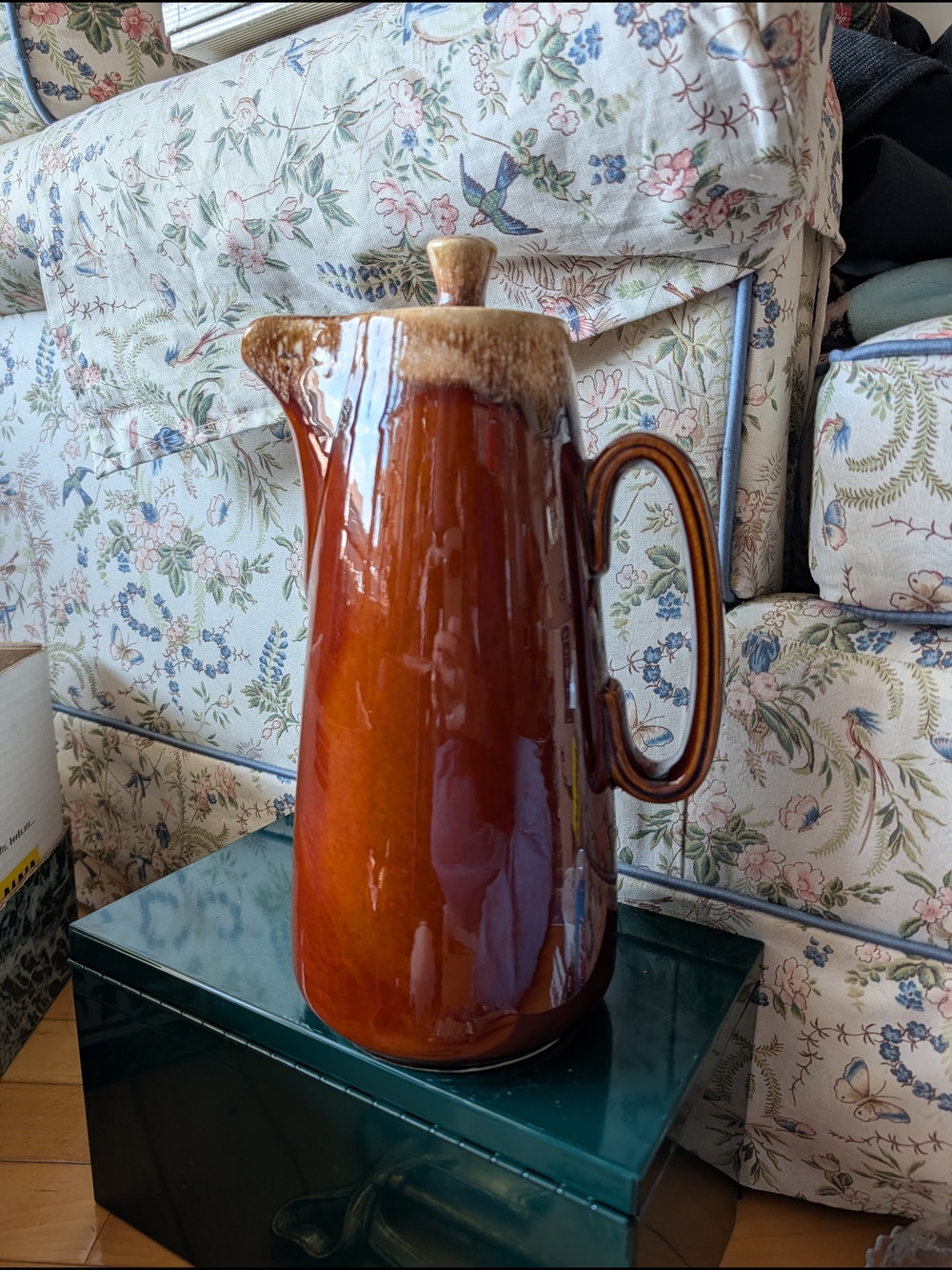 Vtg Hull Pitcher